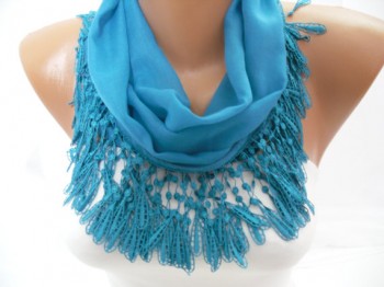 diduci-turquoise-scarf, turquoise-scarf, etsy-scarf, pretty-scarf, inexpensive-scarf, fun-scarf